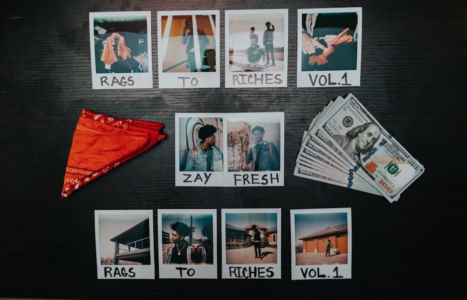 Infografika znázorňující růst úspor v čase.